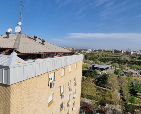 obra para instalación panel sandwich tejado orcasitas madrid